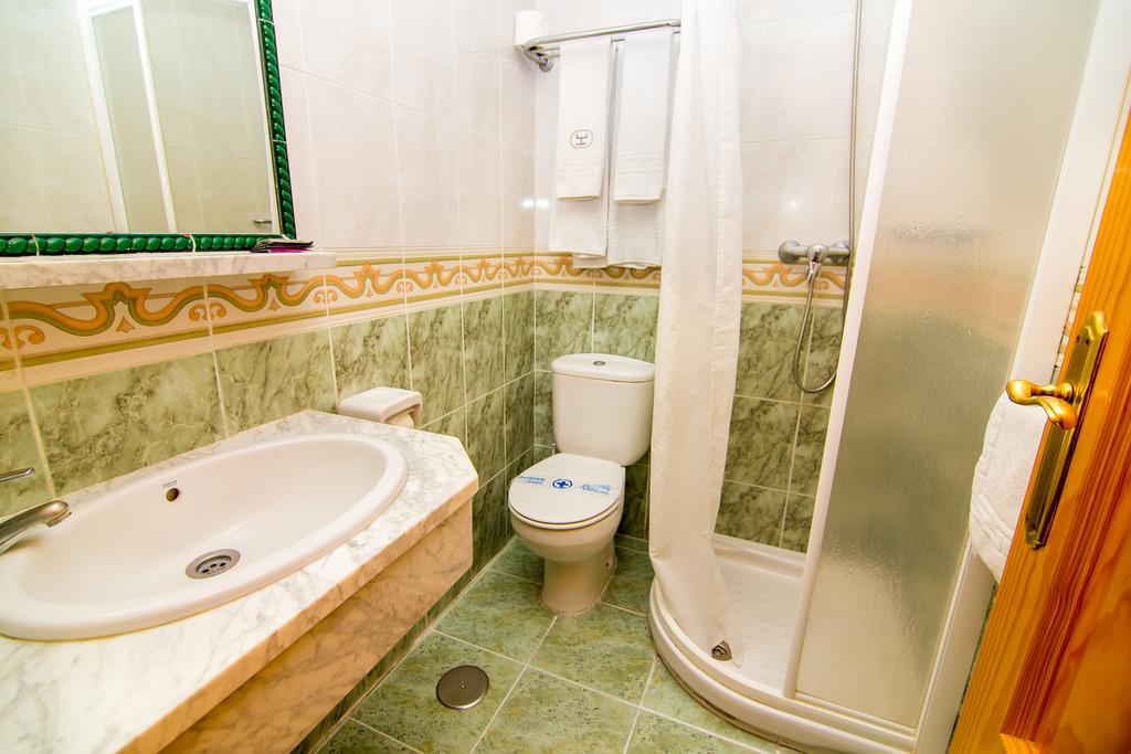 Corchos Pensionat Fuengirola